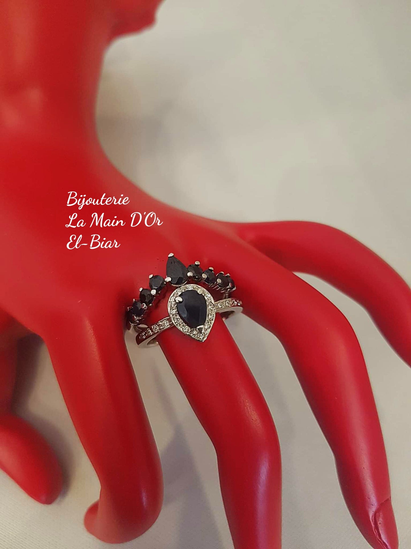 Alliance et Solitaire Tourbillon de Saphirs