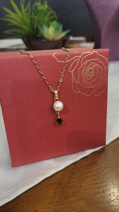 Pendentif Grenat perle